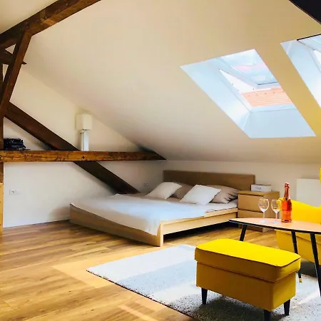Charming Loft Apartman Apartamento Praga